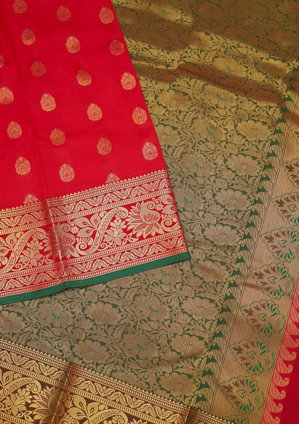 Red Zariwork Banarasi Saree - Koskii