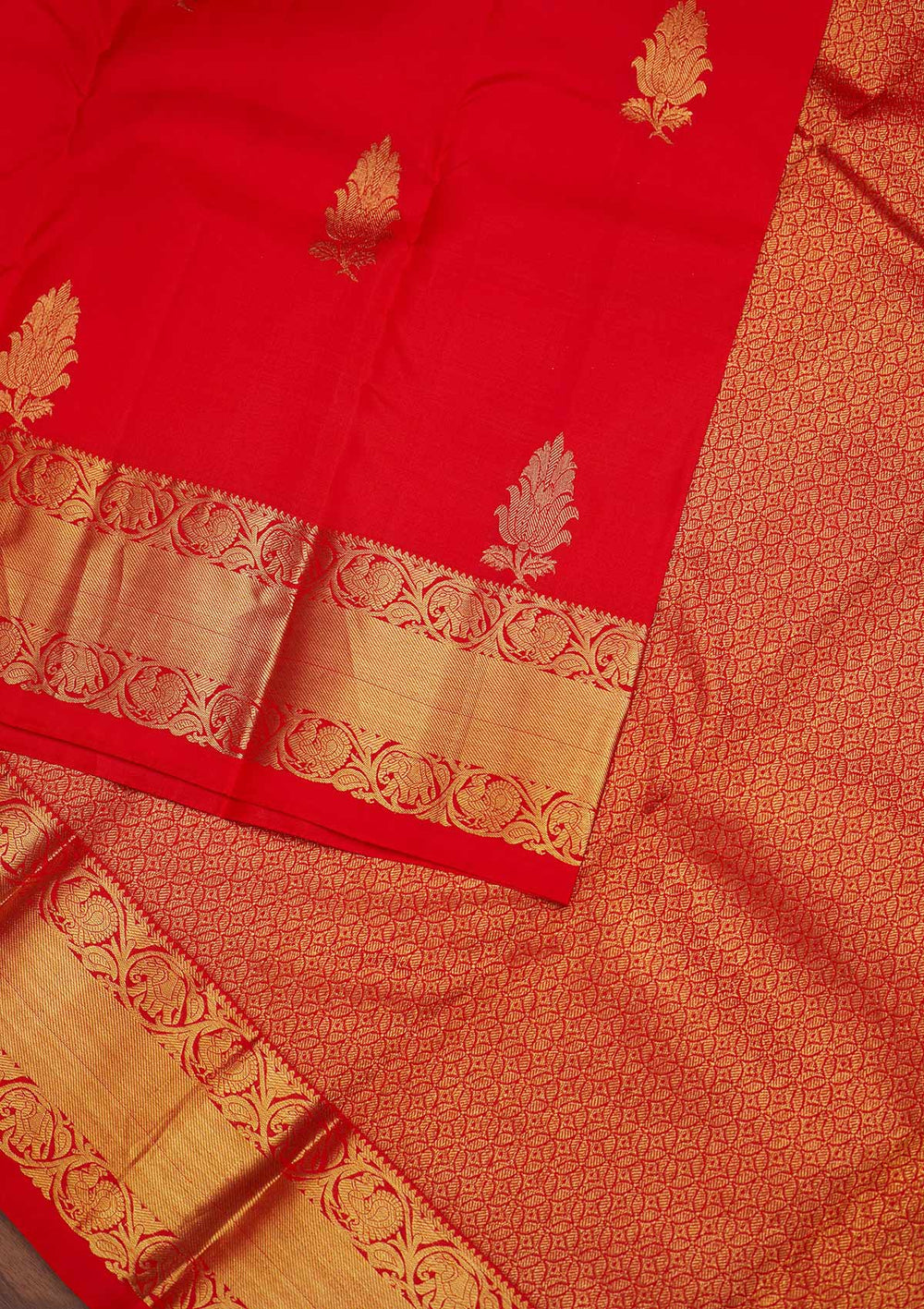 Red Zariwork Pure Silk Designer Saree - Koskii