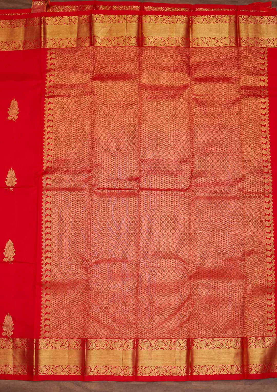 Red Zariwork Pure Silk Designer Saree - Koskii
