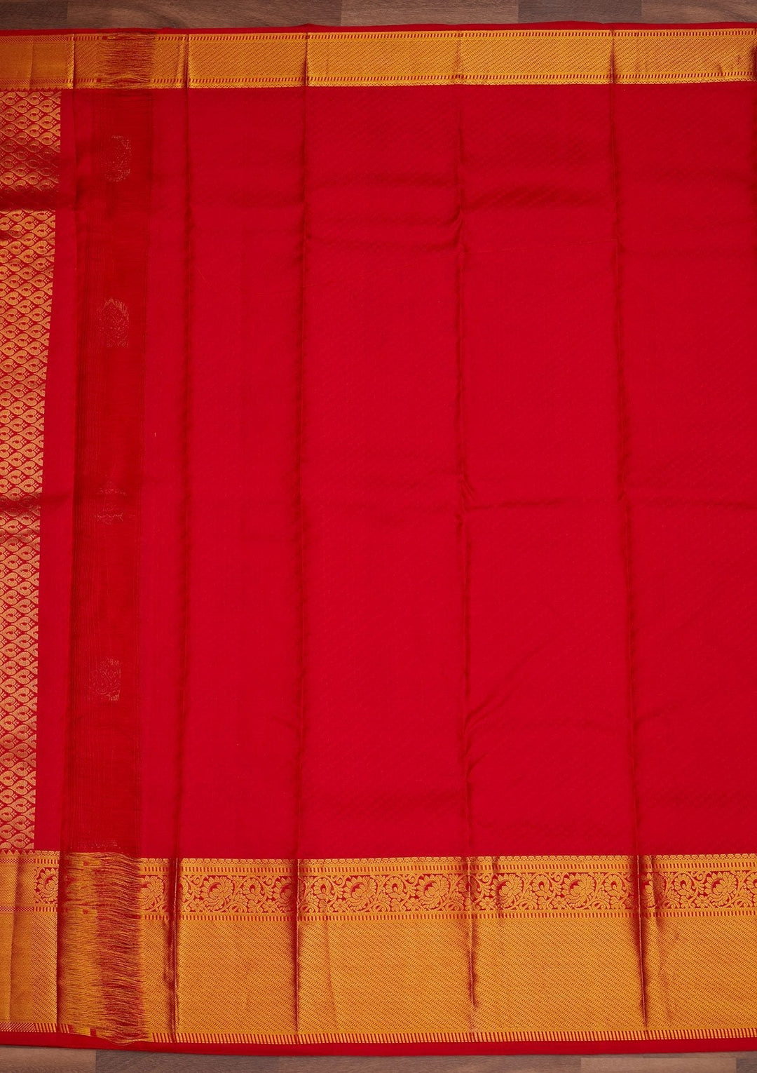 Red Zariwork Pure Silk Designer Saree - Koskii
