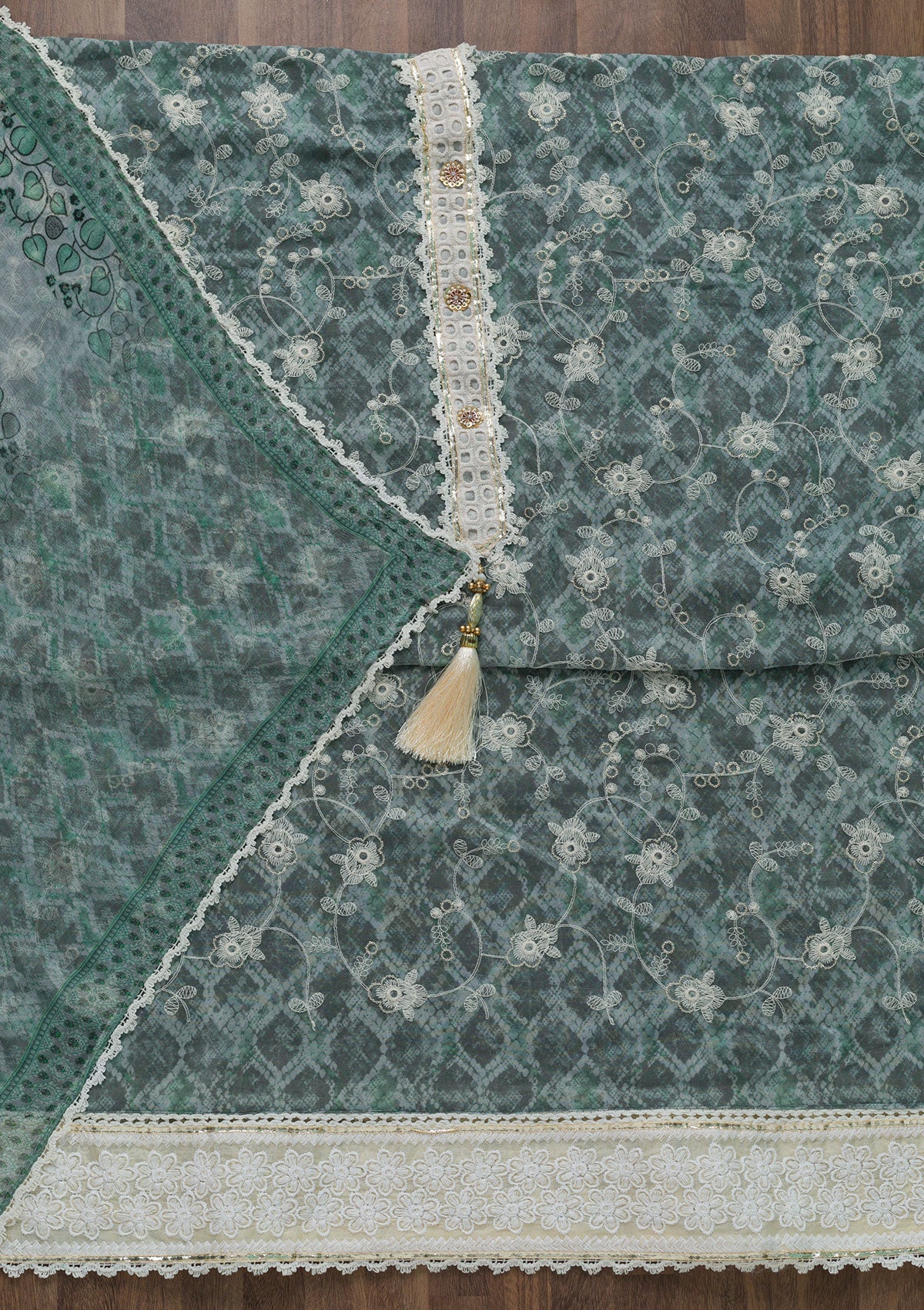 Sea Green Threadwork Chiffon Unstitched Salwar Suit-Koskii