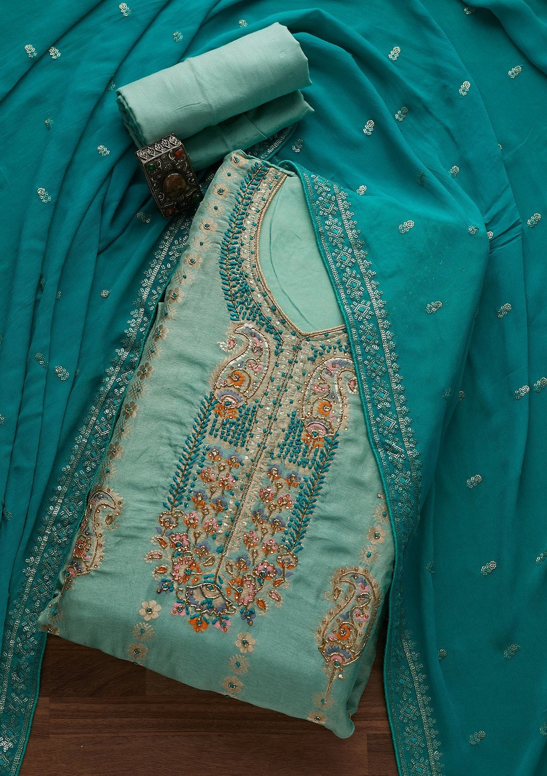 Sea Green Threadwork Semi Crepe Semi-Stitched Salwar Suit - Koskii