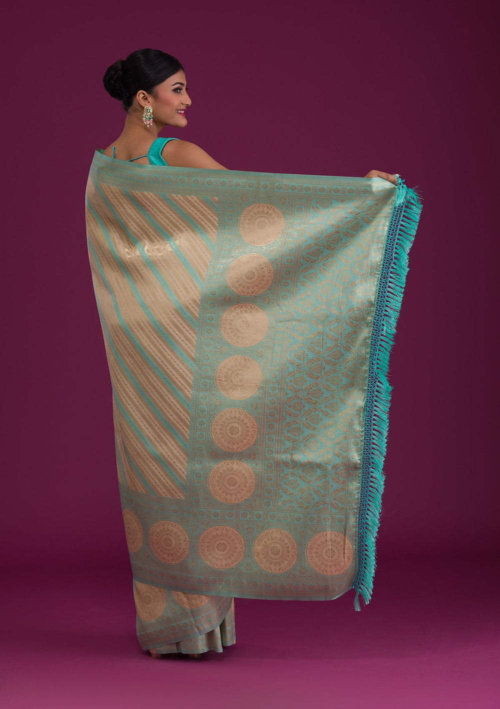 Sea Green Zariwork Art Silk Unstitched Saree-Koskii