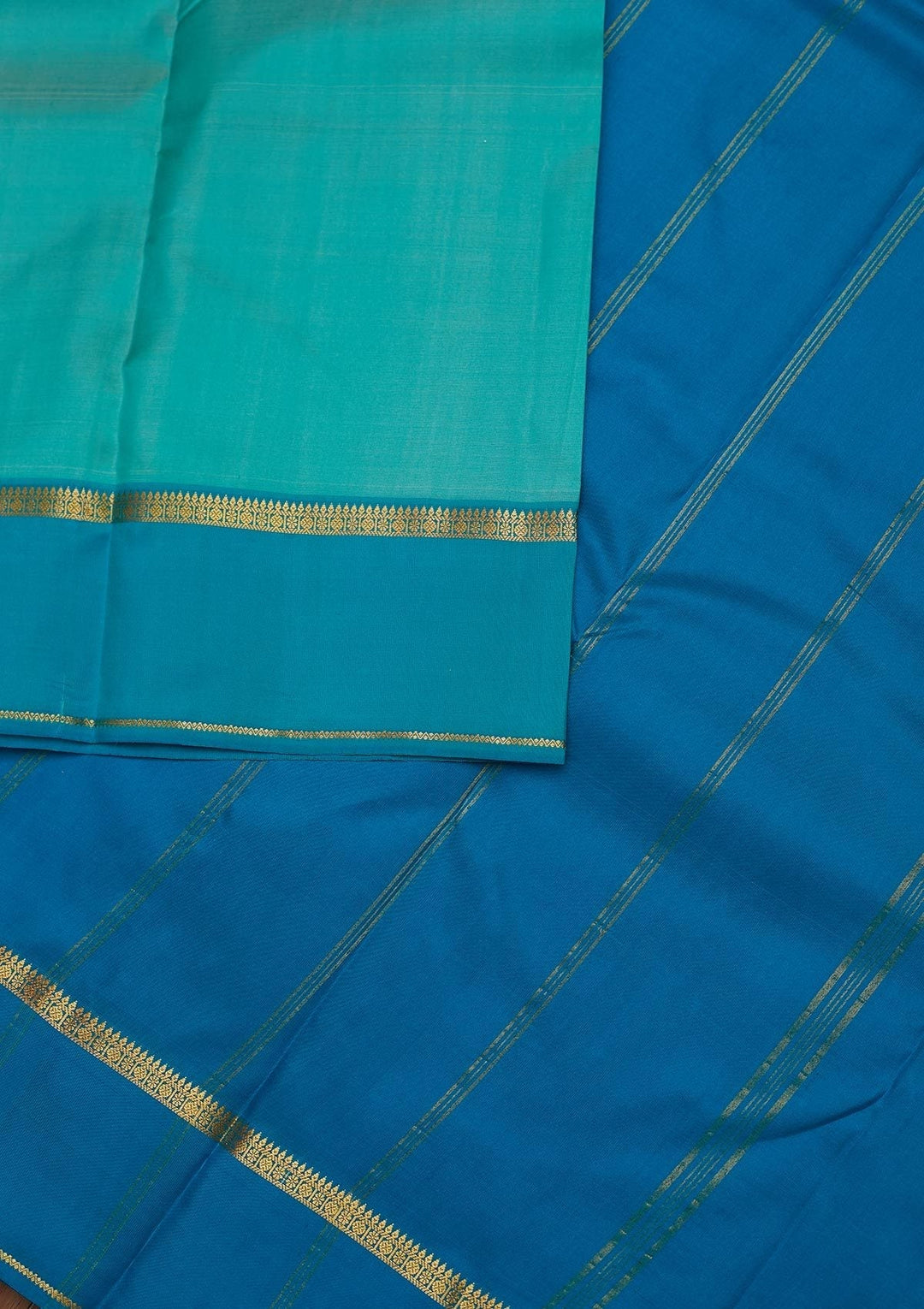 Sea Green Zariwork Pure Silk Designer Unstitched Saree - Koskii
