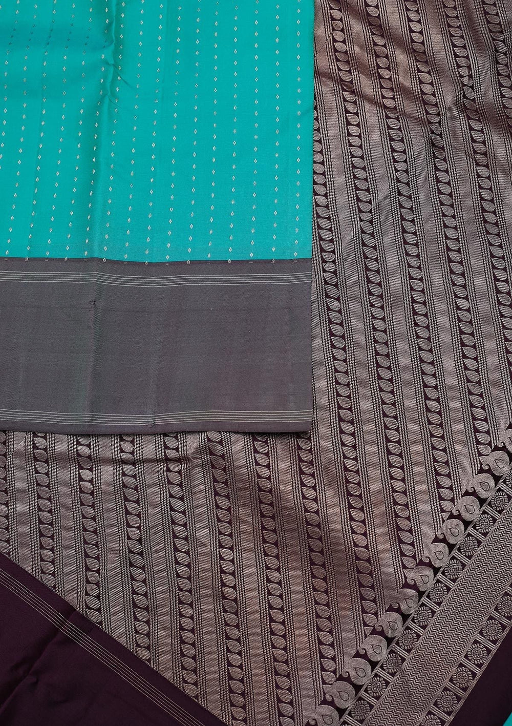 Sea Green Zariwork Pure Silk Designer Unstitched Saree - Koskii