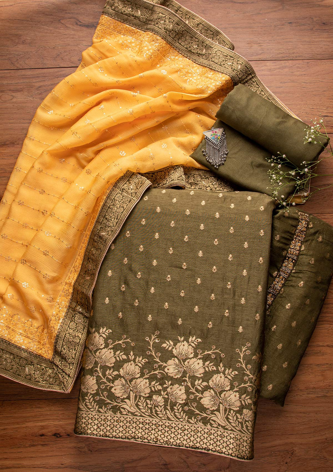 Mehendi Zariwork Semi Crepe Designer Unstitched Salwar Suit - koskii