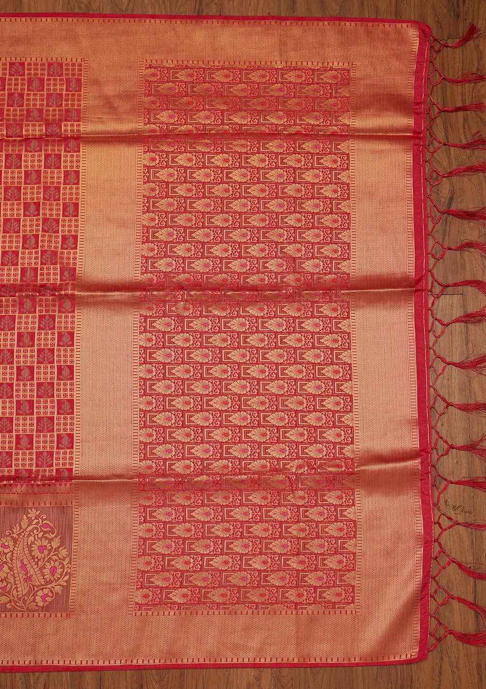 Pink Zariwork Raw Silk Designer Saree - koskii