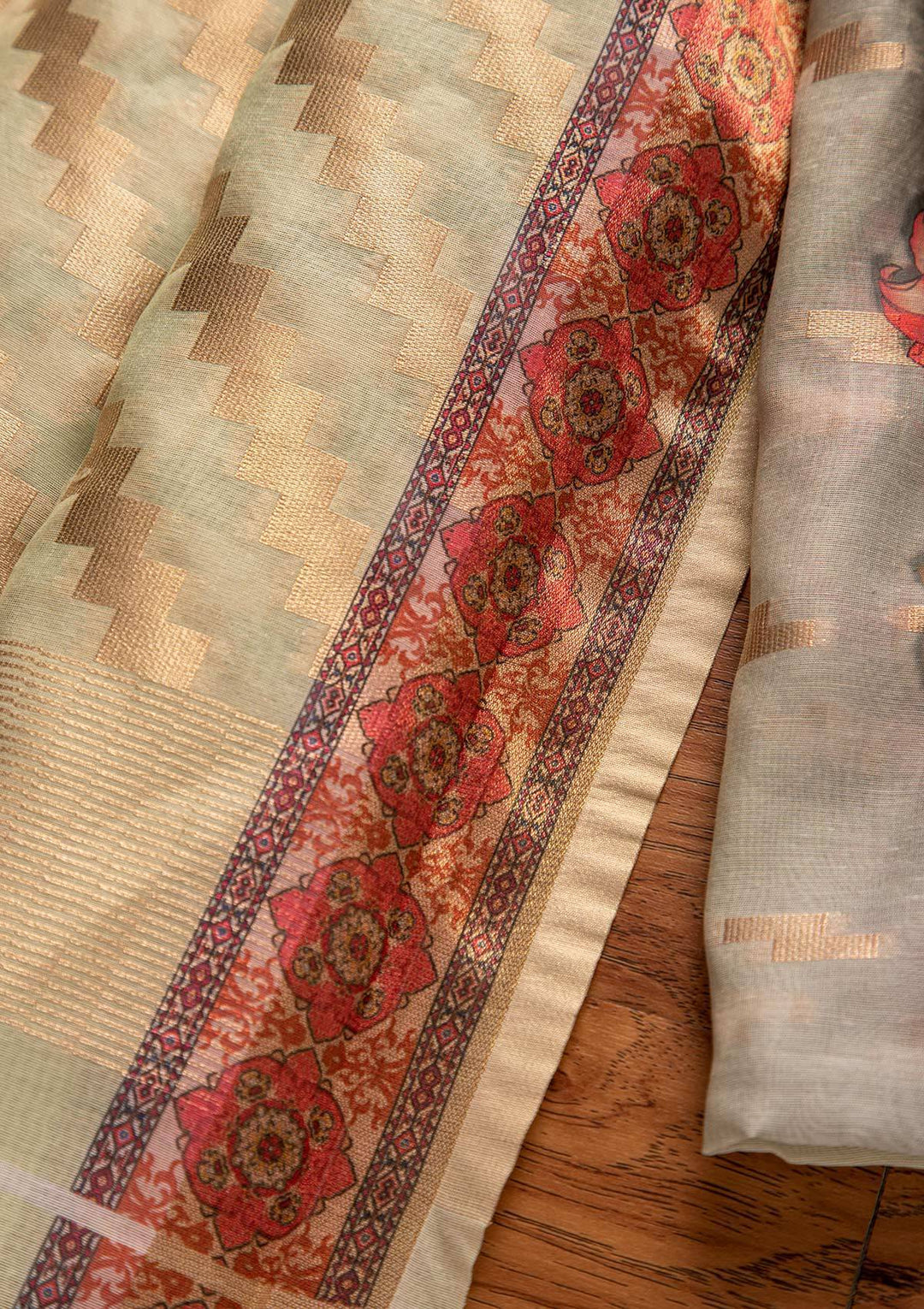 Pista Green Threadwork Georgette Designer Unstitched Salwar Suit - koskii